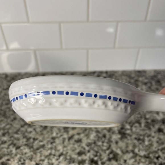 Disney Gourmet Mickey Spoon Rest - Picture 5 of 12